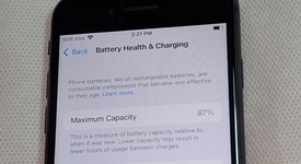 Good
													Apple iPhone 8 - Unlocked, Gray, 64 GB, A1905, GSM, photo 4 of 6