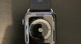 Good
													Apple Watch Series 4 40mm - Unlocked, Gray, A1975 - Cellular, Aluminum, photo 5 of 6