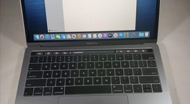 Mint
													MacBook Pro 2018 (With Touch Bar) - 13" - I7, Gray, 1 TB, 16 GB, photo 5 of 12