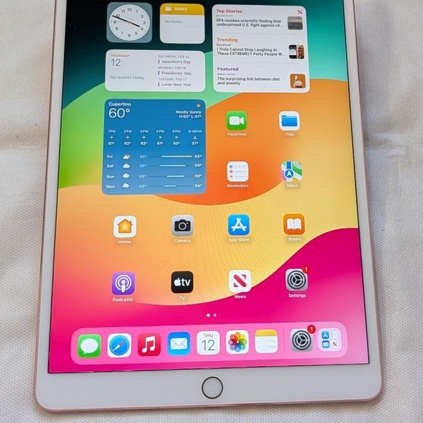Apple iPad Pro 10.5 inch - Unlocked, 256 GB, Rose Gold
