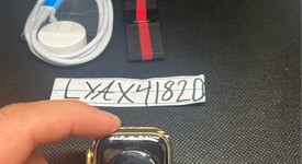 Mint
													Apple Watch Series 8 41mm - Unlocked, Gold, A2772 - Cellular, Stainless, photo 3 of 5