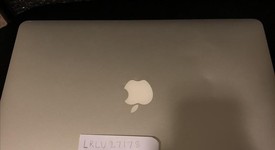 Good
													MacBook Pro 2015 (Retina) - 15" - Silver, 256 GB, 16 GB, photo 2 of 4