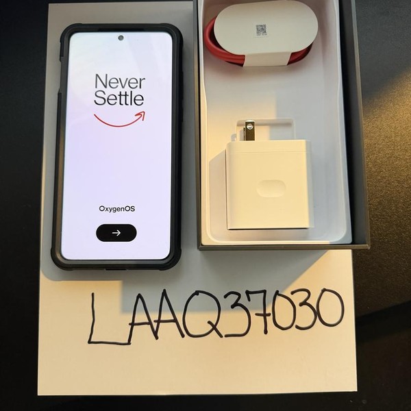 OnePlus 13 - Unlocked, 512 GB, Midnight Ocean, 16 GB