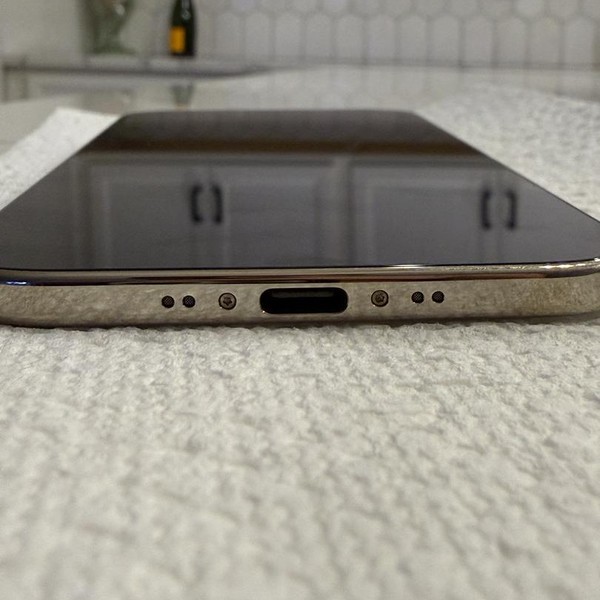 Apple iPhone Air - AT&T, 256 GB, Light Gold, A3260