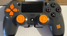 Mint
													PlayStation 4 - Black, 1 TB, Black Ops 3, photo 5 of 8