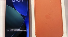 Mint
													Apple iPhone 17 Pro Max - Xfinity, Cosmic Orange, 1 TB, A3257, photo 4 of 10