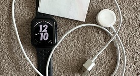 Fair
													Apple Watch SE 2nd Gen 44mm - Midnight, A2723 - GPS, Aluminum, photo 2 of 7