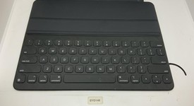 Used
													Apple Magic Keyboard for iPad Pro - Black, photo 3 of 9