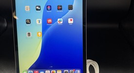 Fair
													Apple iPad Pro 11" 3rd Gen 2021 - Unlocked, Gray, 512 GB, photo 1 of 7