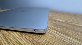 Good
													MacBook Air 2020 - 13" - I5, Silver, 512 GB, 8 GB, photo 5 of 8