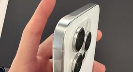 Fair
													Apple iPhone 16 Pro Max - Unlocked, White, 1 TB, A3084, photo 4 of 8