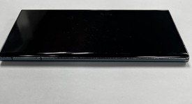 Fair
													Samsung Galaxy S22 Ultra - Unlocked, Green, 256 GB, 12 GB, SM-S908U1, photo 4 of 5