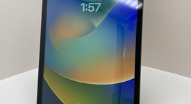 Good
													Apple iPad 9th Gen - Unlocked, Gray, 64 GB, A2603, photo 1 of 5