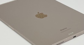 Fair
													Apple iPad Air 5th Gen - Unlocked, Pink, 256 GB, A2589, photo 5 of 9