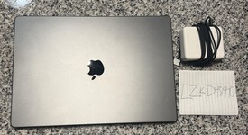 Good
													MacBook Pro Late 2023 (M3) - 16" - Apple M3 Pro 12-core, Black, 1 TB, 36 GB, 18-core GPU, photo 1 of 6