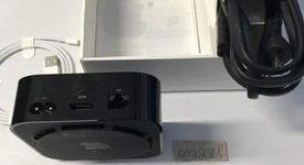 Good
													Apple TV 4k 1st Gen (2017) - 32 GB, photo 5 of 5