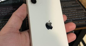 Fair
													Apple iPhone 11 - Unlocked, White, 128 GB, A2111, photo 4 of 4