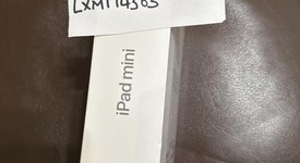 New
													Apple iPad Mini 6th Gen - Unlocked, Gray, 64 GB, A2568, photo 3 of 3