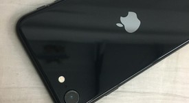 Good
													Apple iPhone SE 3rd Gen 2022 - T-Mobile, Midnight, 64 GB, A2595, photo 3 of 7