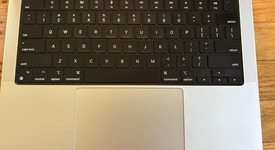 Good
													MacBook Pro 2021 - 14" - Apple M1 Pro 8-core, Silver, 512 GB, 16 GB, photo 2 of 9