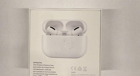 Used
													Apple AirPods Pro - Wireless Case, photo 3 of 20