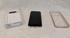 Good
													Google Pixel 9 Pro - Unlocked, Porcelain, 128 GB, 16 GB, GR83Y, photo 5 of 12