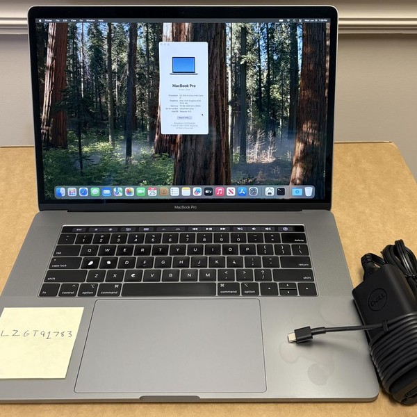 MacBook Pro 2018 (With Touch Bar) - 15 inch - 256 GB, Gray, 16 GB, Intel Core i7