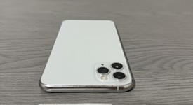 Fair
													Apple iPhone 11 Pro Max - Unlocked, Silver, 64 GB, A2161, photo 5 of 7