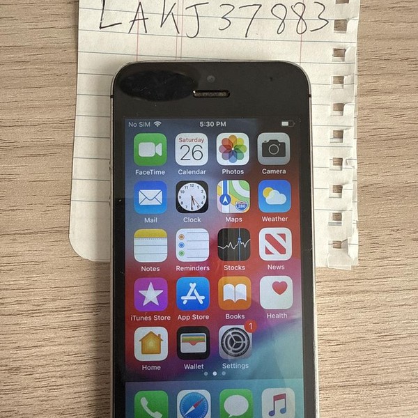 Apple iPhone 5S - Unlocked, 16 GB, Silver, A1533, GSM