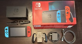 Good
													Nintendo Switch - Red & Blue, 32 GB, photo 4 of 15