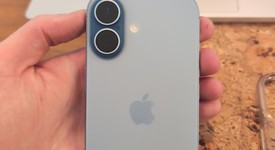 Mint
													Apple iPhone 17 - Unlocked, Mist Blue, 256 GB, A3258, photo 3 of 9