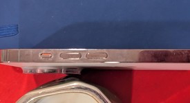 Good
													Apple iPhone 14 Pro - Unlocked, Gold, 128 GB, A2650, photo 3 of 6