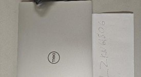 Good
													Dell XPS Laptop, photo 3 of 10