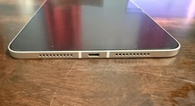 Mint
													Apple iPad Mini 6th Gen - Unlocked, Starlight, 64 GB, A2568, photo 5 of 6