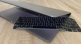 Good
													MacBook Pro 2018 (With Touch Bar) - 15" - I7, Gray, 256 GB, 16 GB, photo 4 of 10