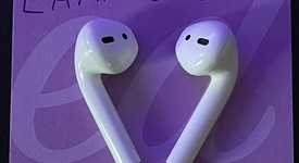 Used
													Apple AirPods 2nd Gen - Lightning Case, photo 5 of 5