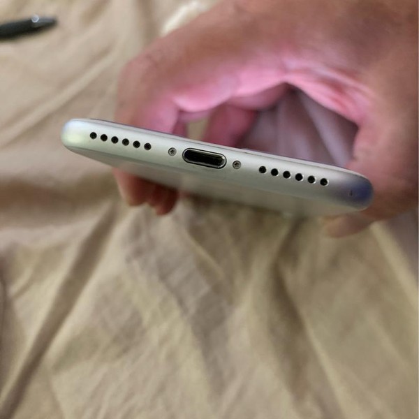 Apple iPhone 7 - Unlocked, 32 GB, Silver, A1660