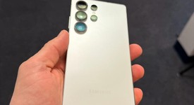 Good
													Samsung Galaxy S25 Ultra - Unlocked, Silverblue, 1 TB, 12 GB, SM-S938U1, photo 4 of 6