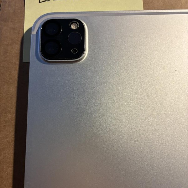 Apple iPad Pro 12.9 inch 4th Gen 2020 - Unlocked, 128 GB, Silver, A2069