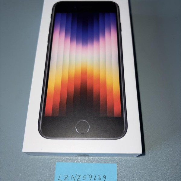 Apple iPhone SE 3rd Gen 2022 - Unlocked, 64 GB, Midnight, A2595