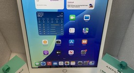 Good
													Apple iPad 8th Gen - Wi-Fi, Silver, 128 GB, A2270, photo 2 of 9