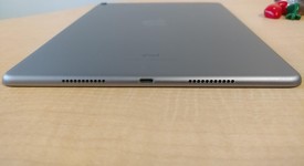 Good
													Apple iPad Pro 10.5" - Unlocked, Gray, 64 GB, photo 3 of 20