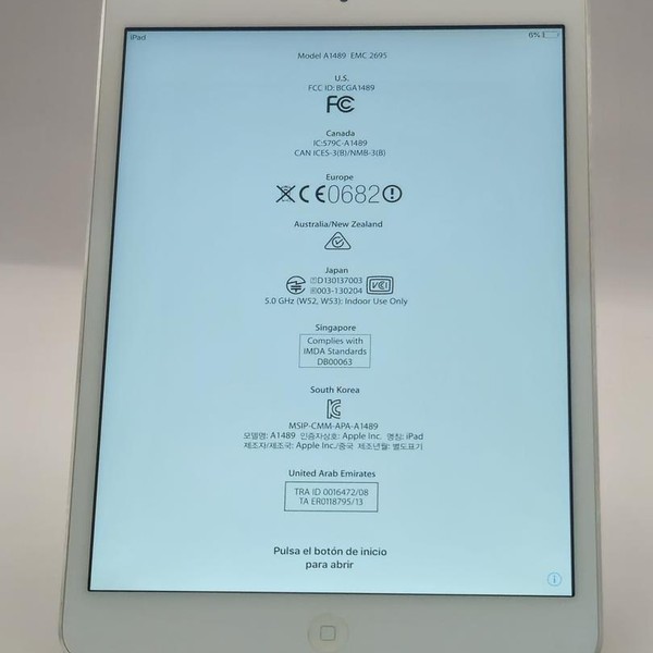 Apple iPad Mini 2 Retina - Wi-Fi, 64 GB, Silver