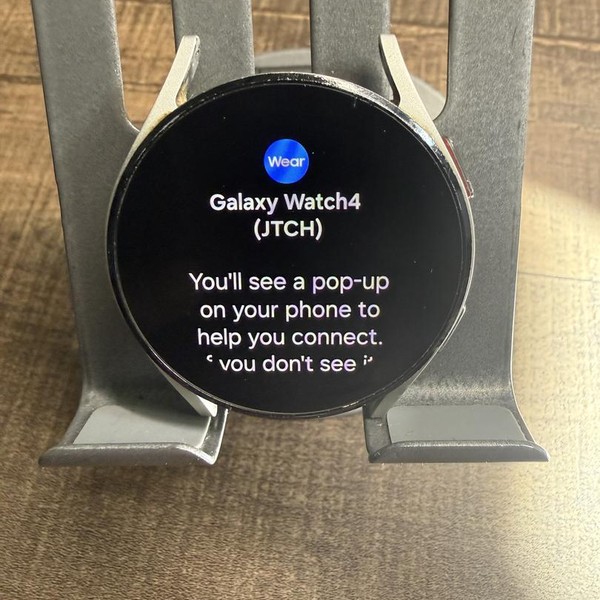 Samsung Galaxy Watch4 - Wi-Fi, Silver, 40mm