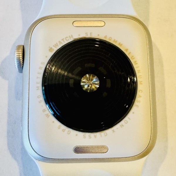 Apple Watch SE 2nd Gen 40mm - Starlight, A2722 - GPS, Aluminum