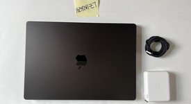 Mint
													MacBook Pro Late 2023 (M3) - 16" - Apple M3 Max 16-core, Black, 1 TB, 48 GB, 40-core GPU, photo 2 of 17