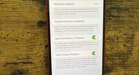 Mint
													Apple iPhone 13 - Unlocked, Red, 128 GB, A2482, photo 2 of 8