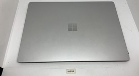 Good
													Microsoft Surface Laptop 4 - Ryzen 5, Platinum, 256 GB, 16 GB, 13.5", photo 5 of 10