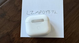 Used
													Apple AirPods 3rd Gen - MagSafe Case, photo 3 of 5