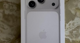 New
													Apple iPhone 17 Pro - Unlocked, Silver, 256 GB, A3256, photo 2 of 3